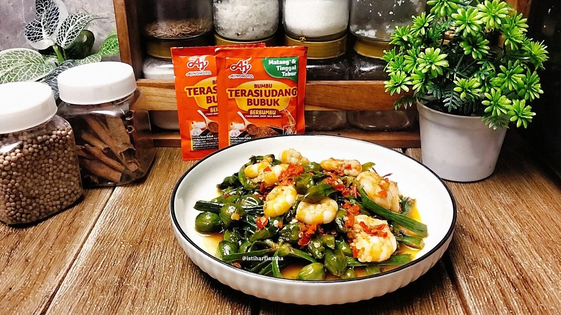 Tumis Genjer Udang Terasi Pedasala AJINOMOTO® Terasi Udang #NikmatTanpaDrama