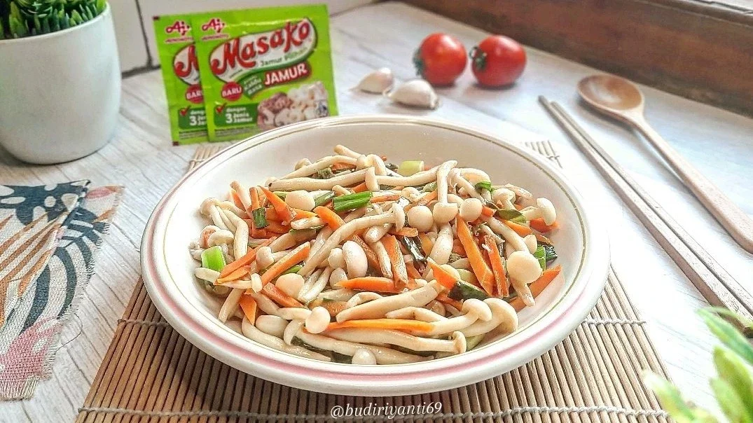 Tumis Jamur Shimeji Ala Masako
