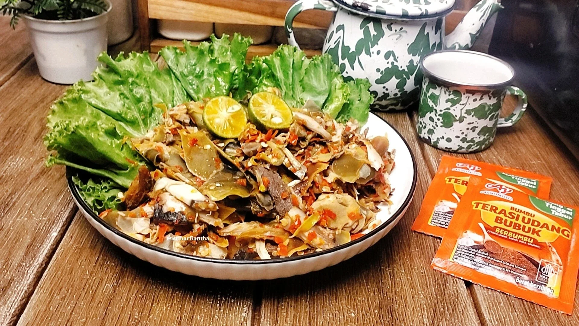 Tumis Jantung Pisang Tongkol Suwir Pedas ala Terasi Udang AJI-NO-MOTO® #NikmatTanpaDrama