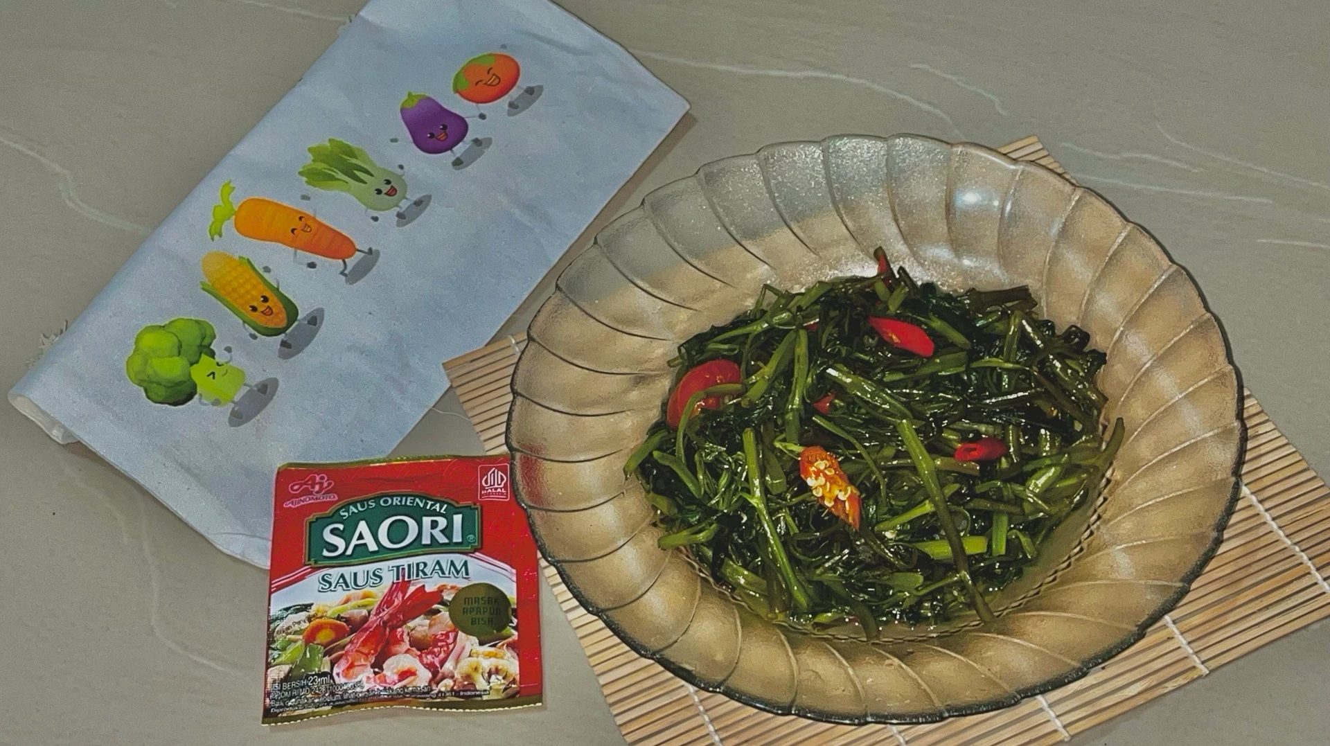 Tumis Kangkung ala SAORI® Saus Tiram