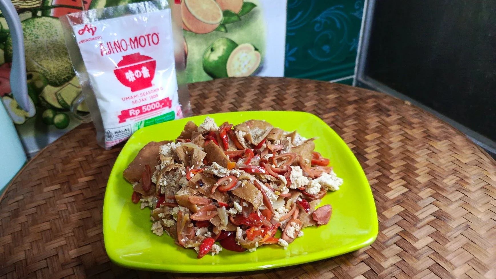 Tumis Kulit Melinjo Tahu Pong
