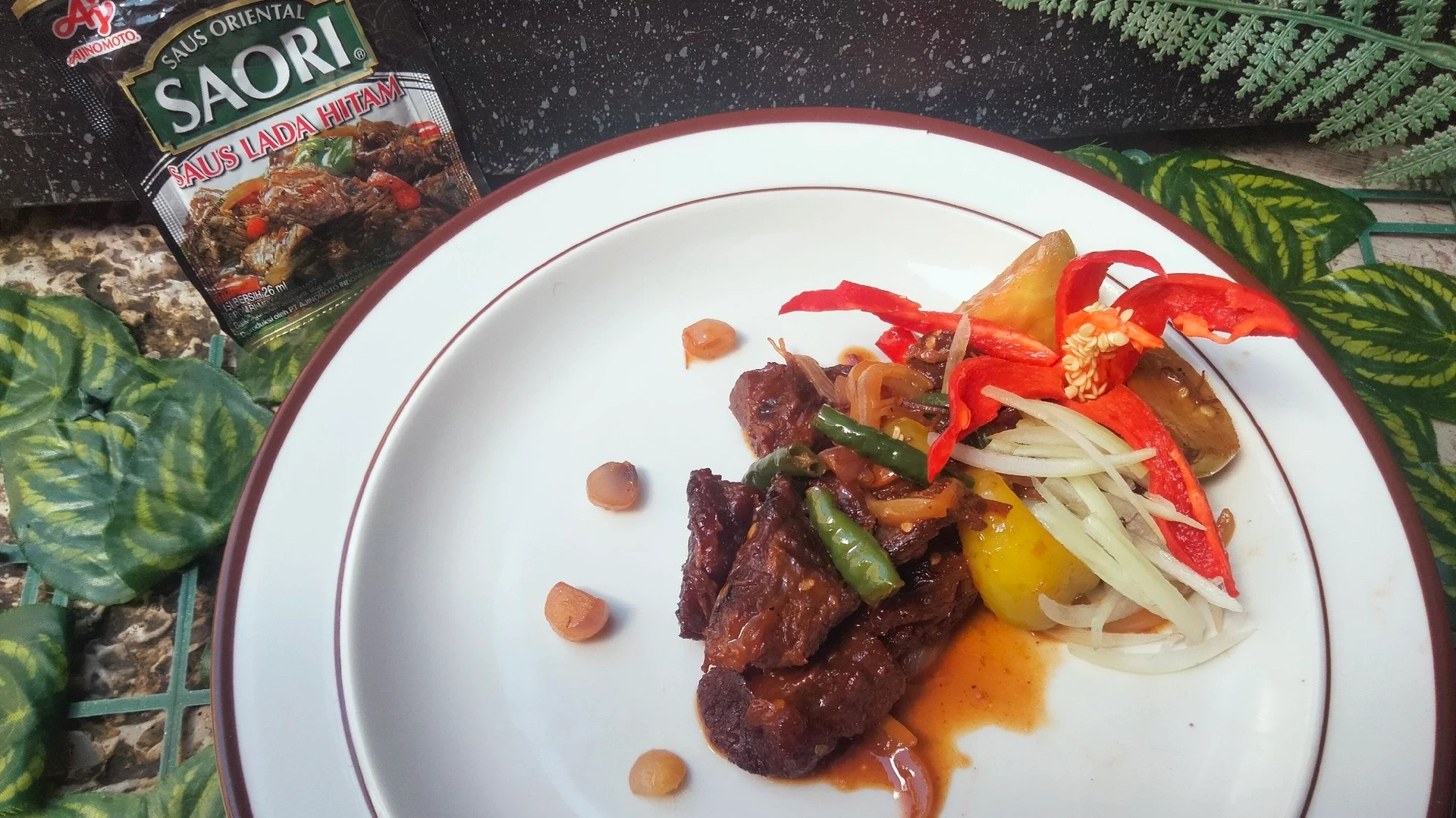 TUMIS MARANGGI SAUS LADA HITAM ala Saori®