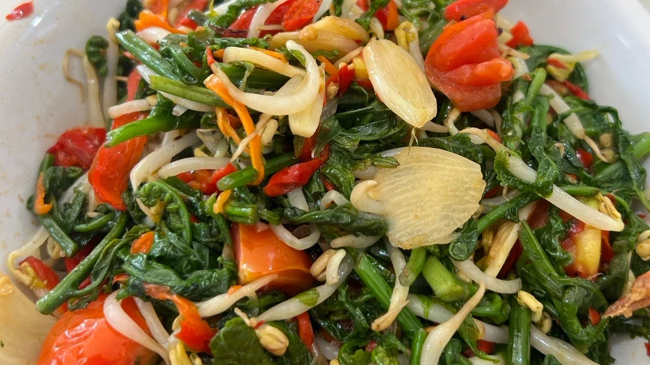 Tumis Pakis pedas