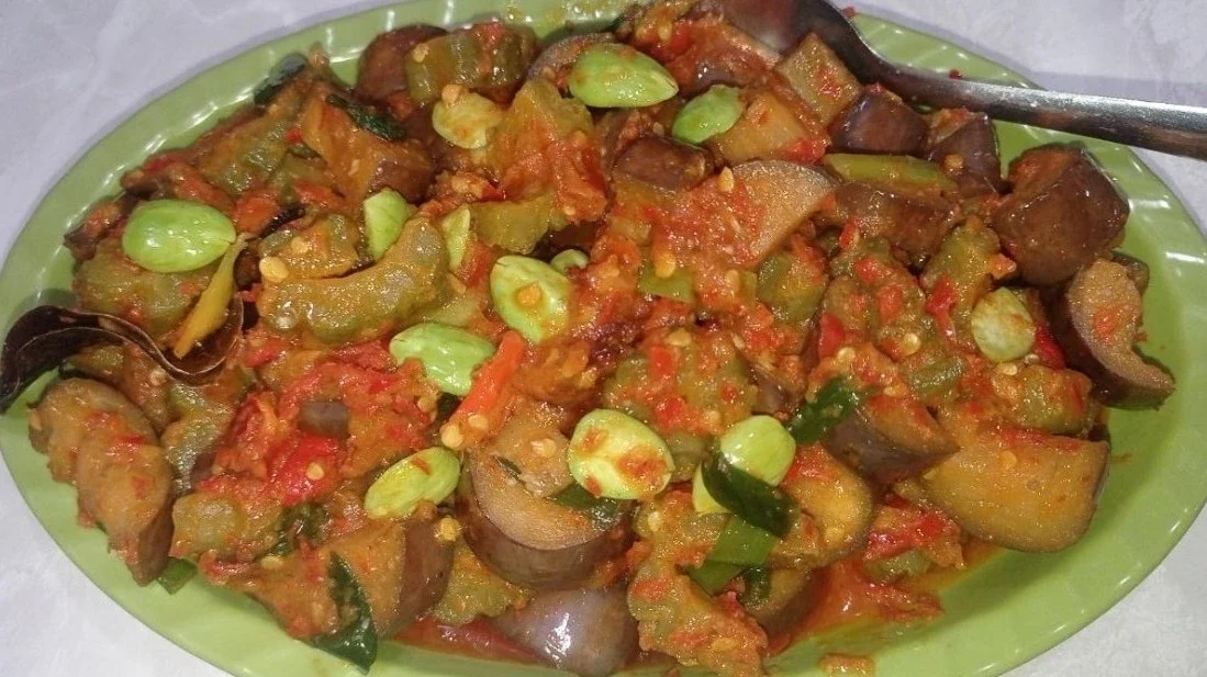 TUMIS PARE TERONG PETE ala AJINOMOTO®