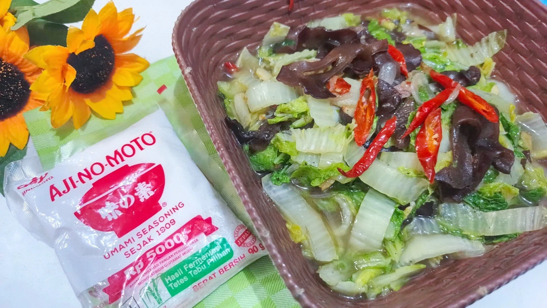 Tumis sawi putih jamur kuping 