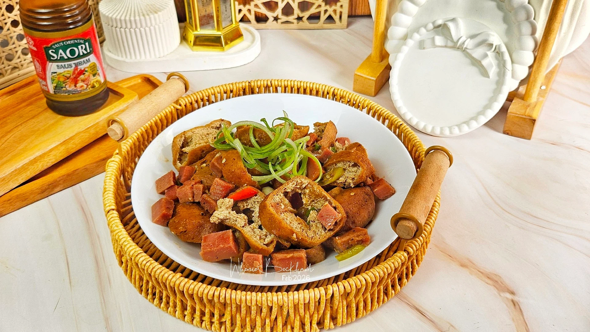 Tumis Tahu Pong Saos Tiram ala Saori