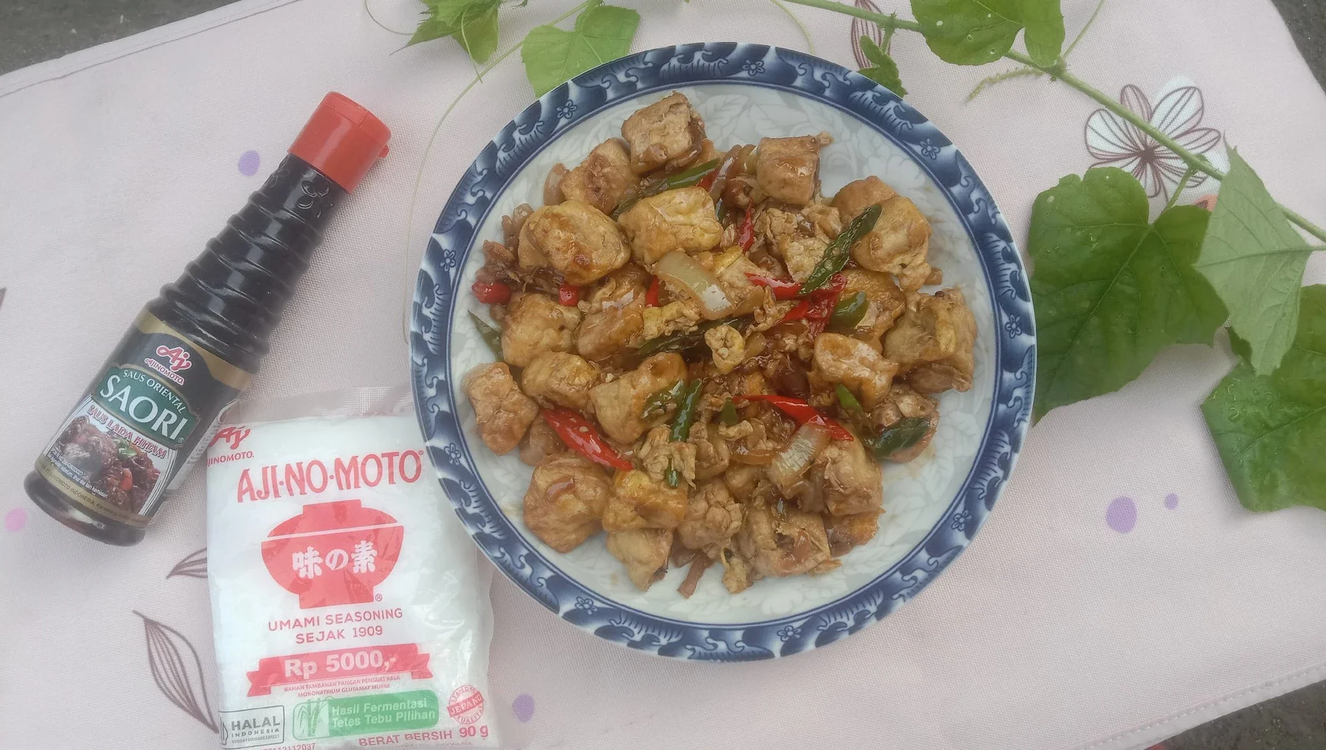 Tumis Tahu Siram Telur Lada Hitam
