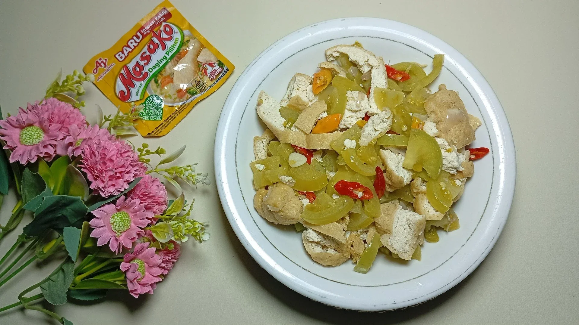 Tumis Tahu Tomat Hijau
