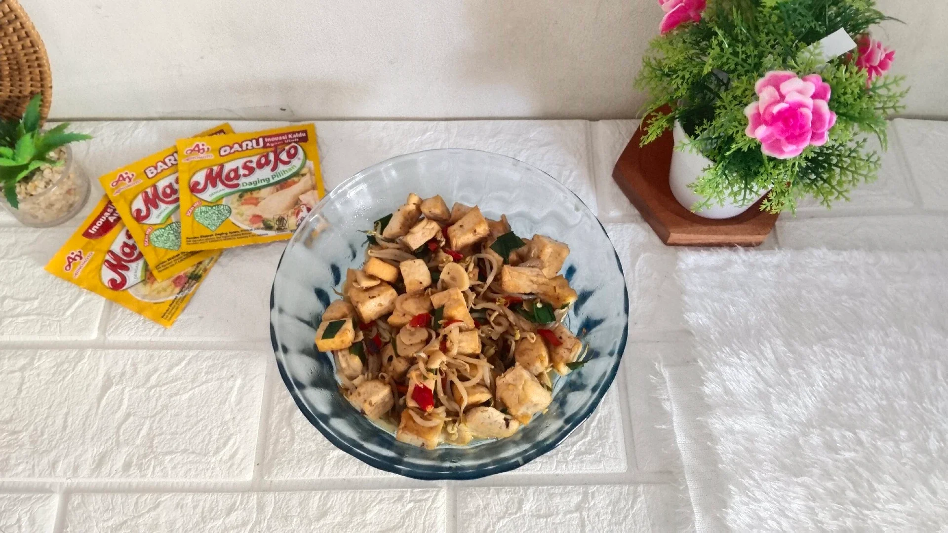 TUMIS TAHU 