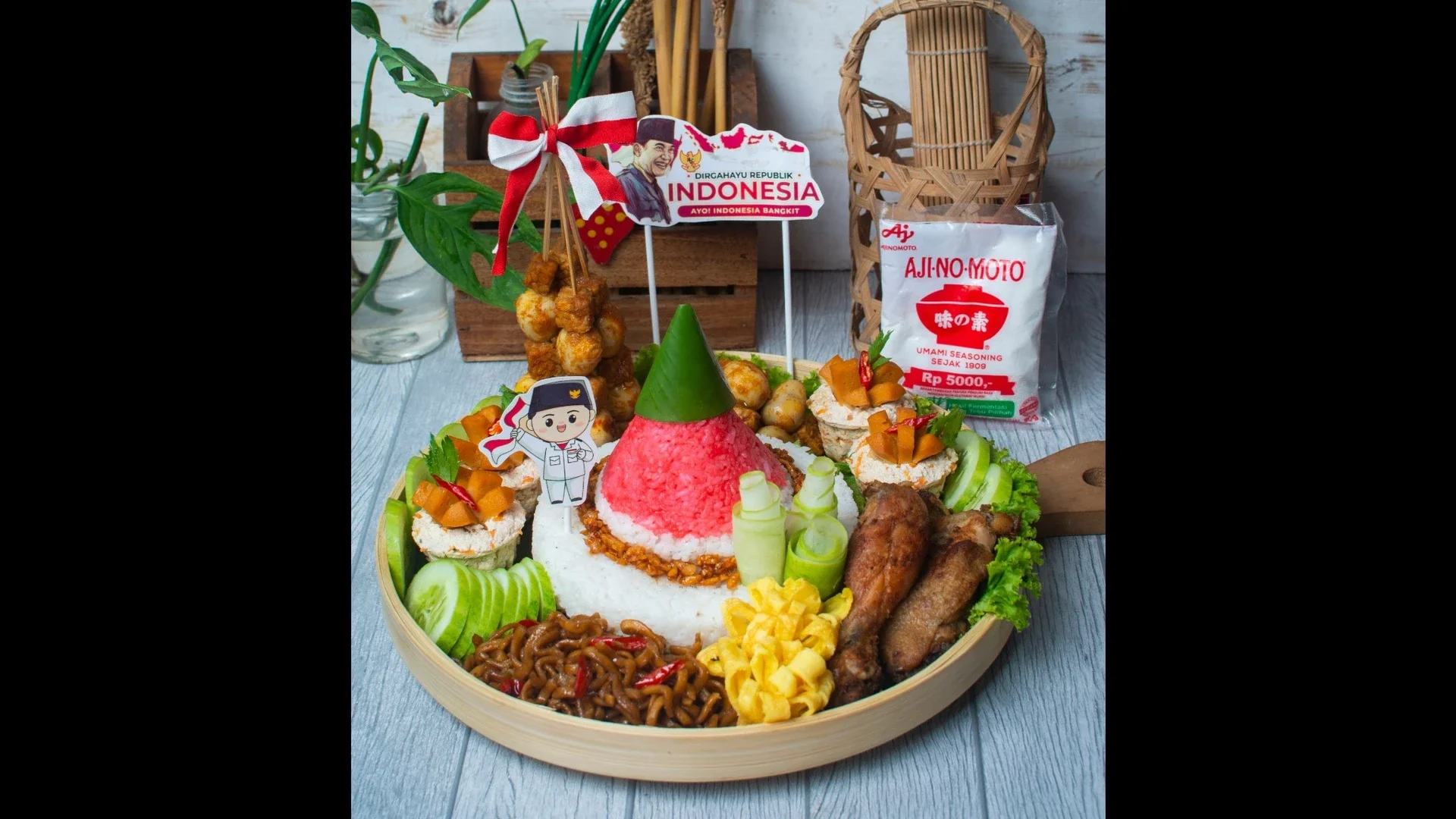 Tumpeng Merah Putih Ajinomoto #pestarasamerdeka