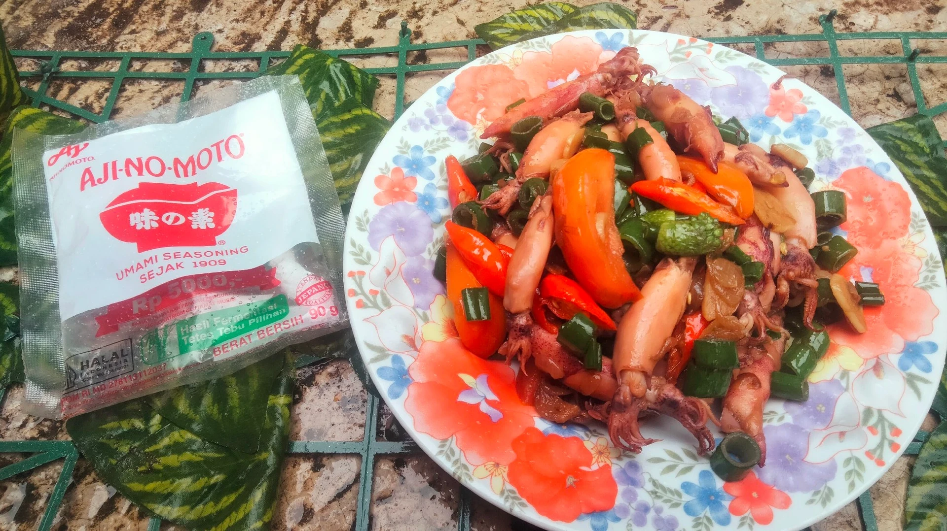 ULATED CUMI MANIS PEDAS ala Aji-No-Moto® 