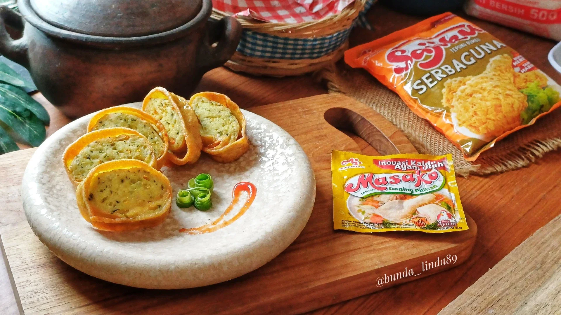 Vegetable Chicken Egg Roll